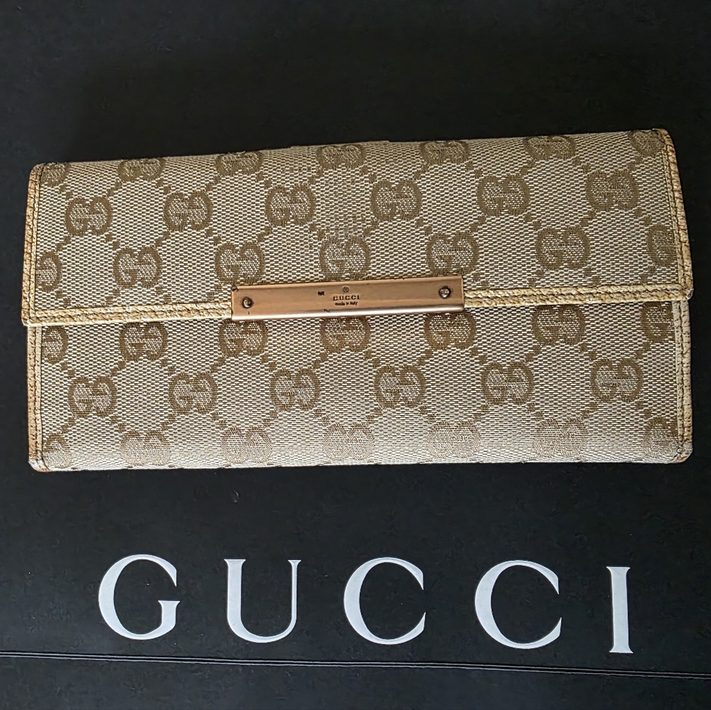 Authentic Gucci Long Wallet W-hook GG Canvas Beige